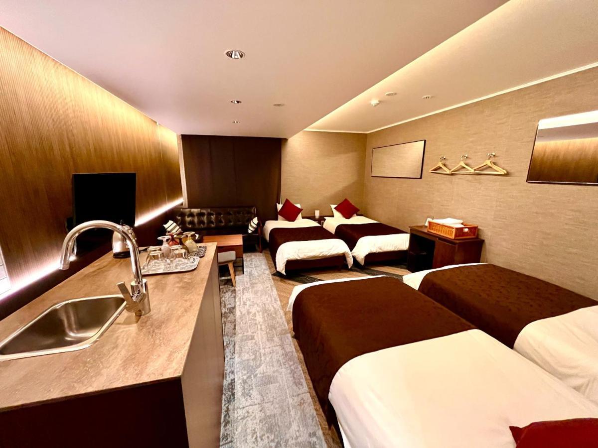 โบต็องป์ Hotel โอซาก้า ภายนอก รูปภาพ